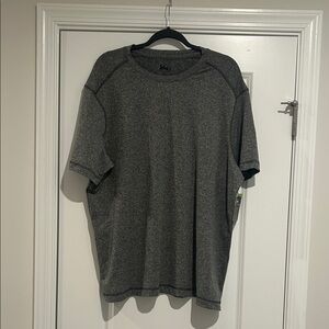 NWT REI men’s Sahara tee short sleeve heather grey size XL